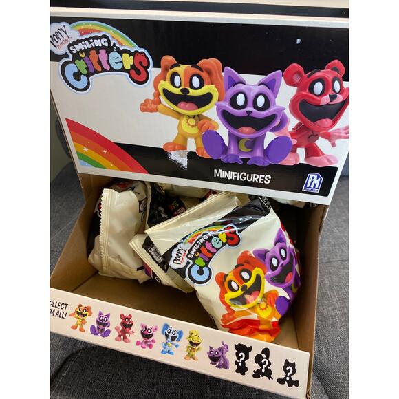 Poppy Playtime Smiling Critters Blind Bag - Picture 1 of 3